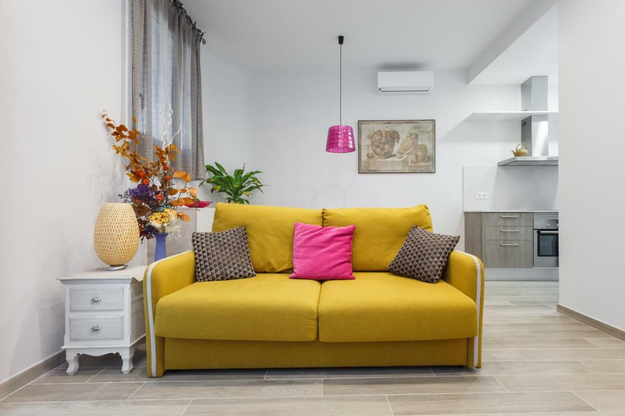Beautiful Apartment 20 Minutes From City Center L'Hospitalet de Llobregat Esterno foto