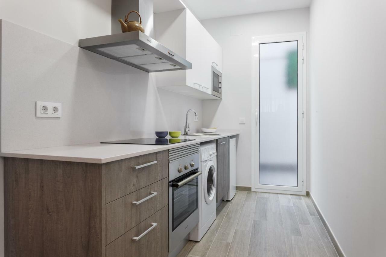 Beautiful Apartment 20 Minutes From City Center L'Hospitalet de Llobregat Esterno foto